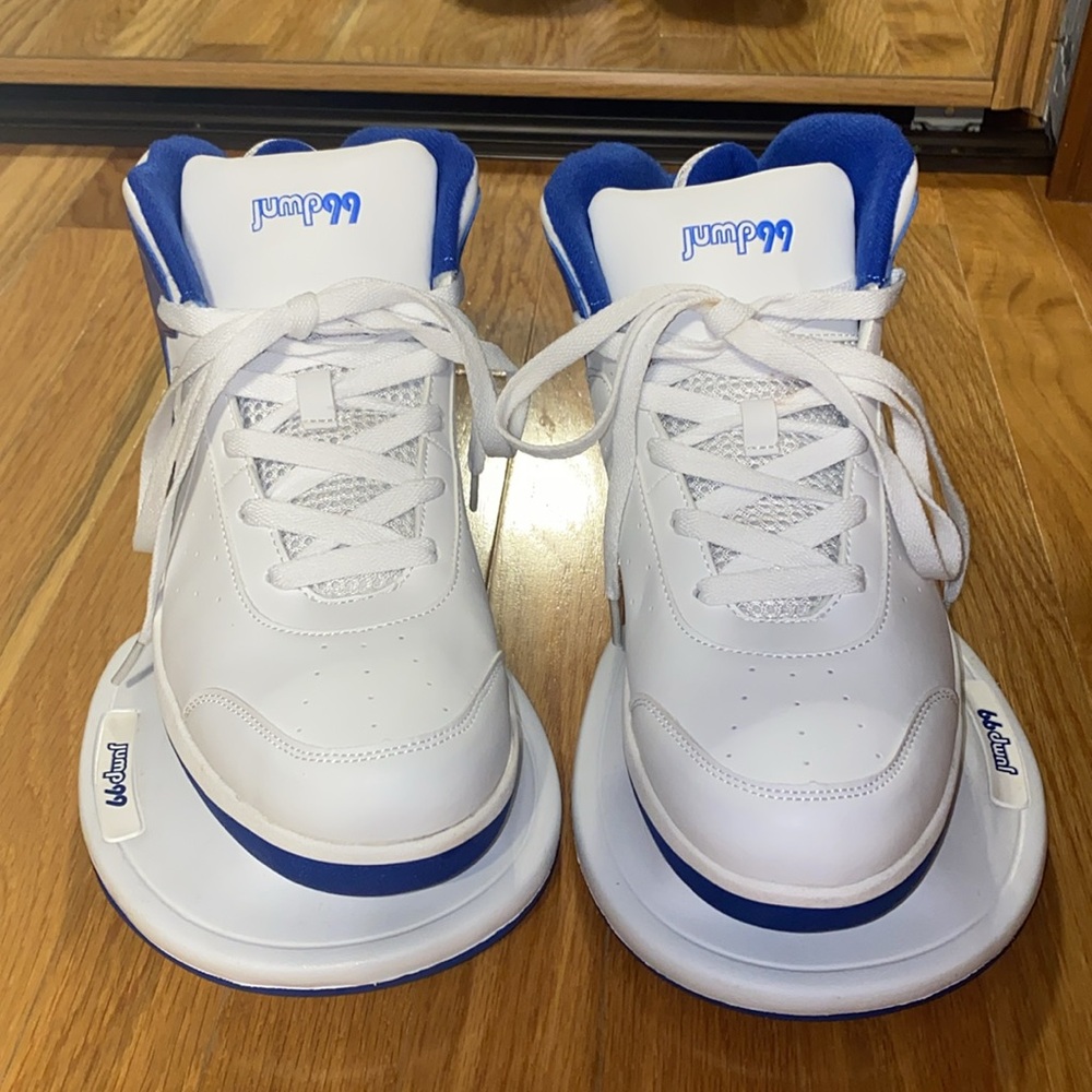Jump 99 training shoes